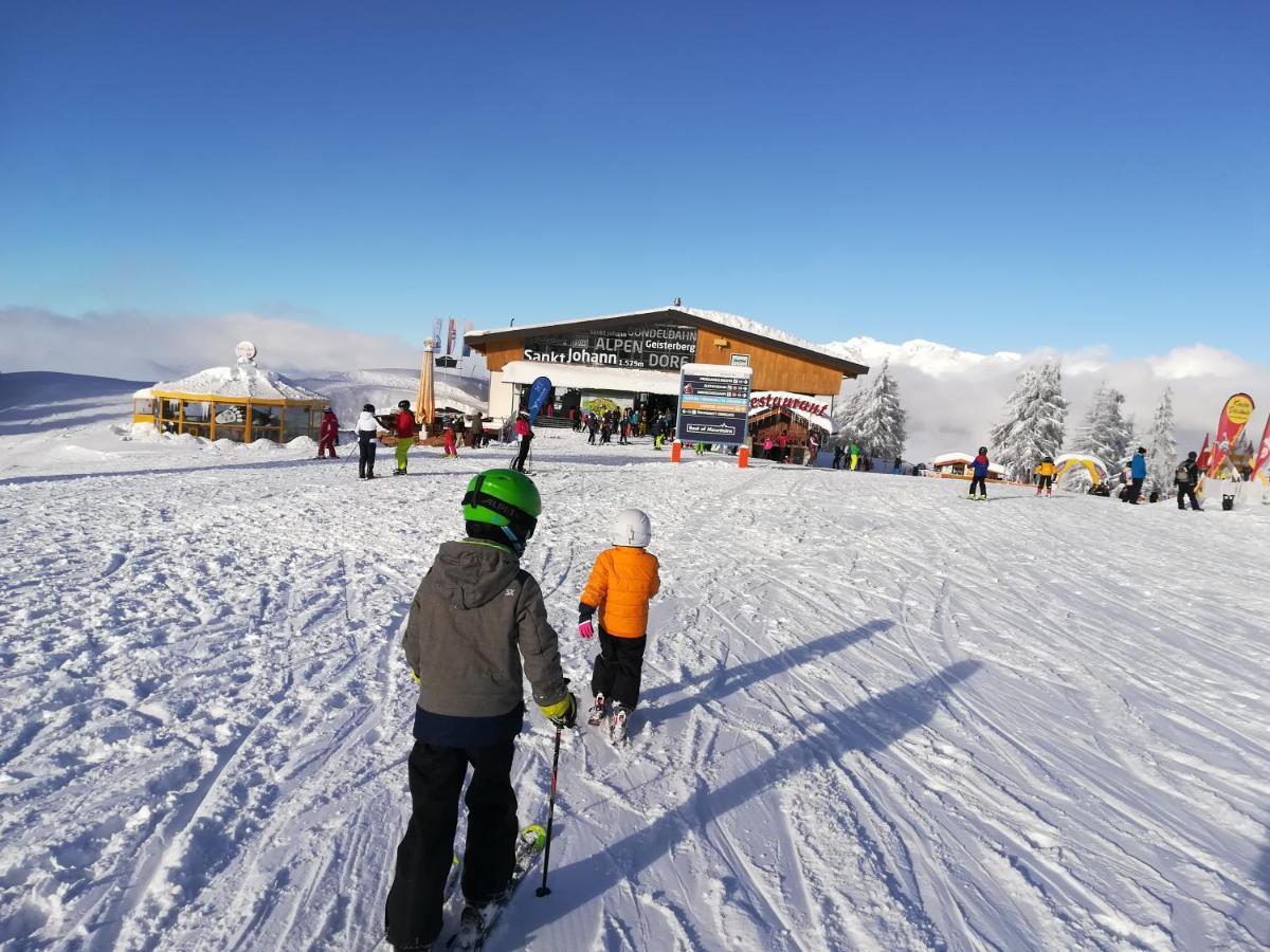 Apartment Alpenpanorama Goldegg Bagian luar foto